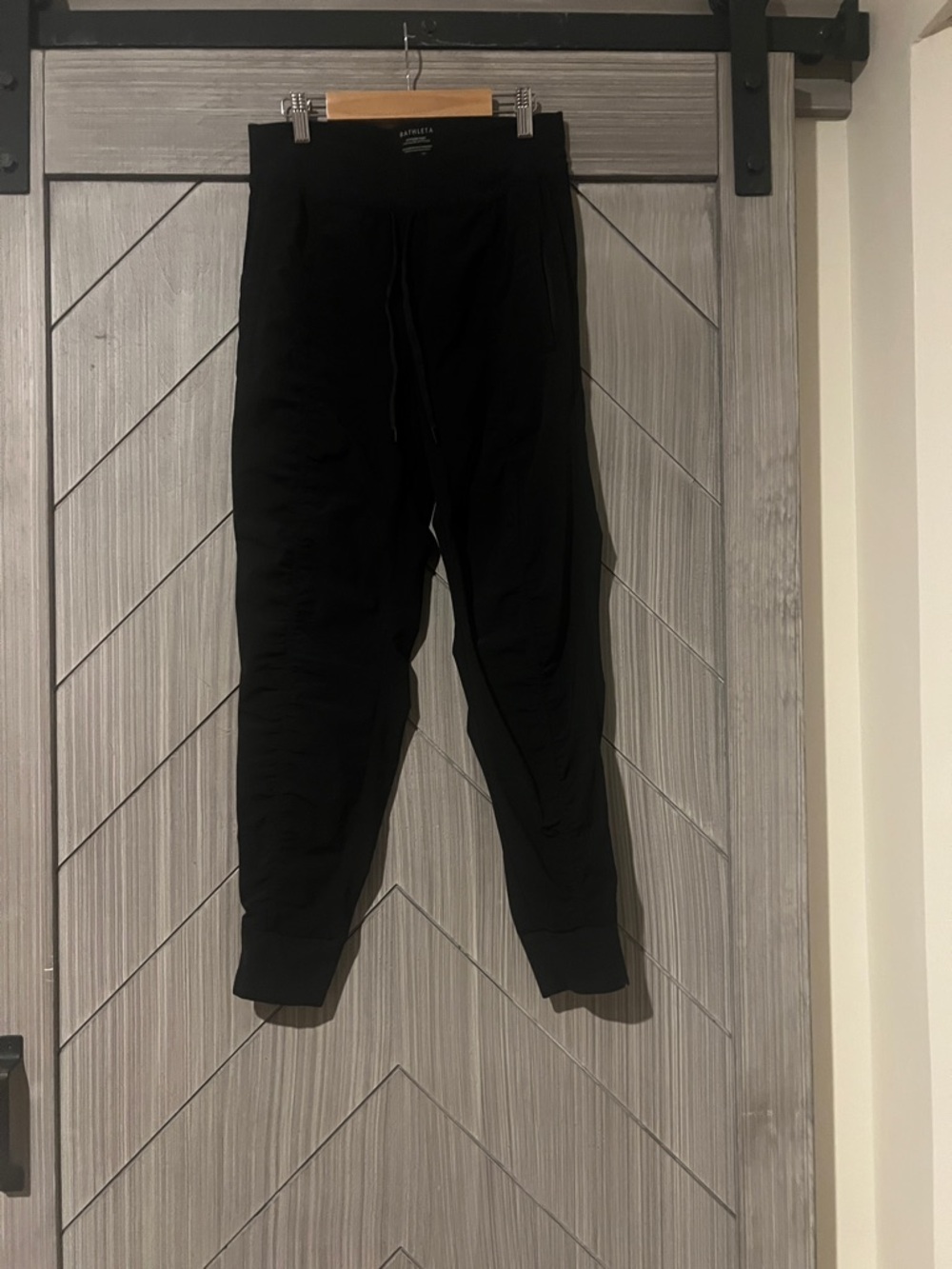 Athleta ATTITUDE Black Jogger Track Pants SIZE 4